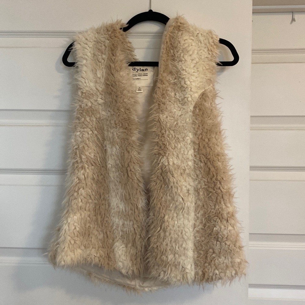 Dylan fur vest